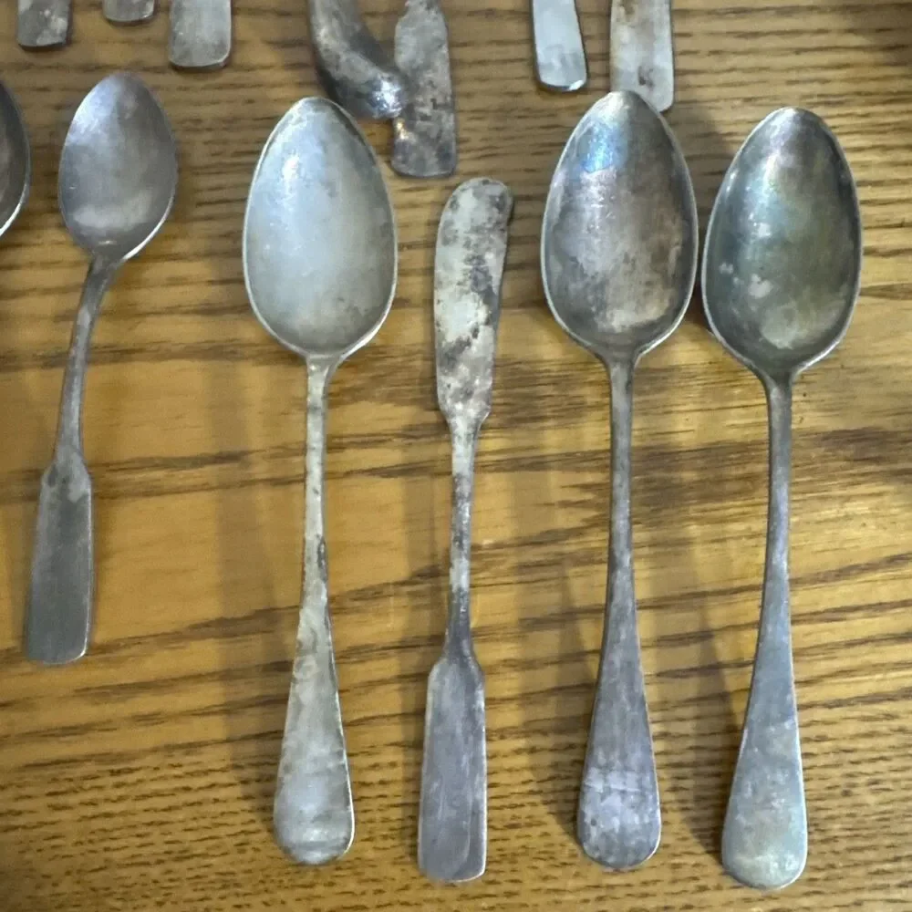 25pc Vintage Silverplate Flatware Lot Fiddle Pistol Grip Mixed Craft Upcycle DIY